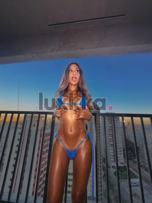 Eva Gold, acompanhante trans em Copacabana, Rio de Janeiro, foto 65 de 91