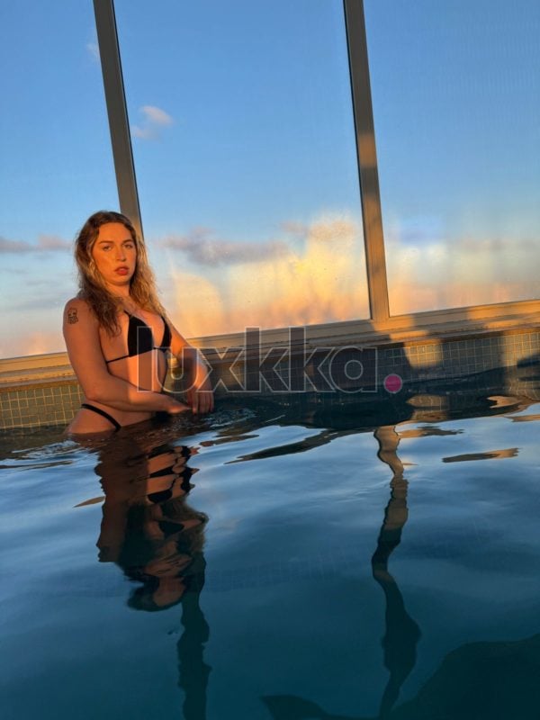 Sofia Fochesatto, acompanhante trans em Copacabana, Rio de Janeiro, foto 26 de 70