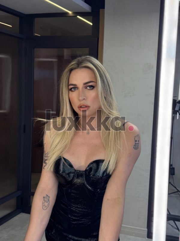 Sofia Fochesatto, acompanhante trans em Copacabana, Rio de Janeiro, foto 70 de 70
