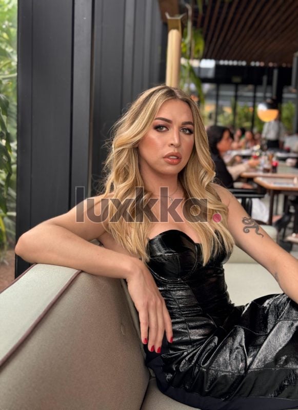 Sofia Fochesatto, acompanhante trans em Copacabana, Rio de Janeiro, foto 59 de 70